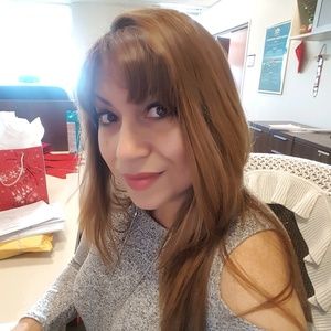 Meet your Posher, Maria e